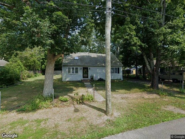 House image located at Yaphank, NY 11980