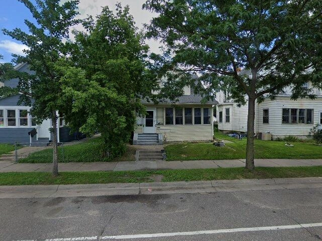 House image located at Saint Paul, MN 55103