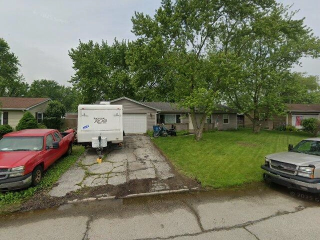 House image located at Valparaiso, IN 46385