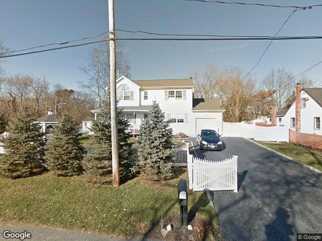 House image located at Mastic Beach, NY 11951