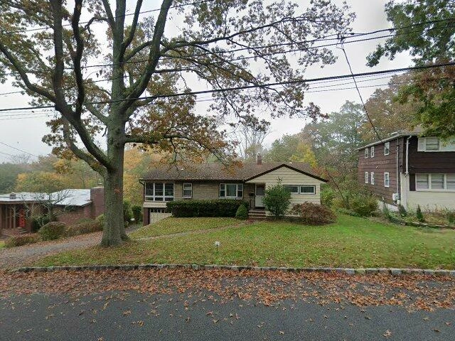 House image located at Holden, MA 01520
