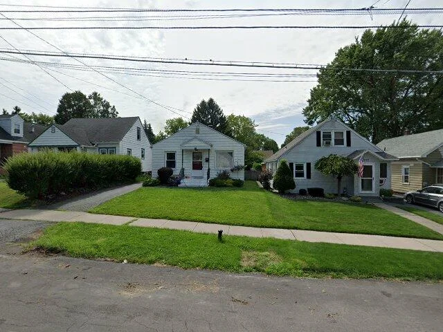 House image located at Syracuse, NY 13206