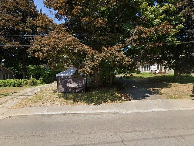 House image located at Fulton, NY 13069