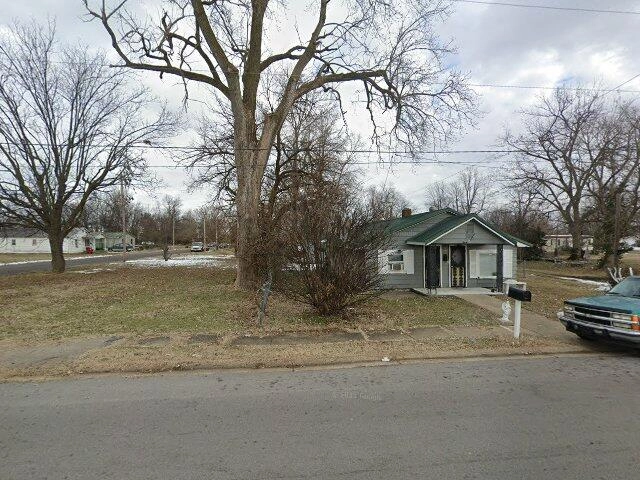 House image located at Sikeston, MO 63801
