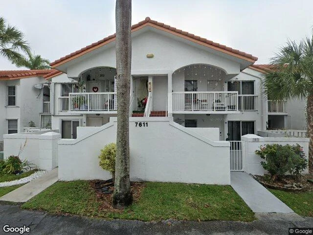 House image located at Miami, FL 33193