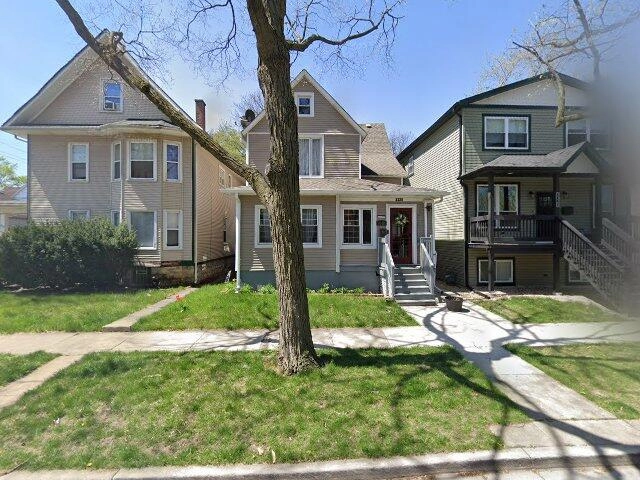 House image located at Berwyn, IL 60402