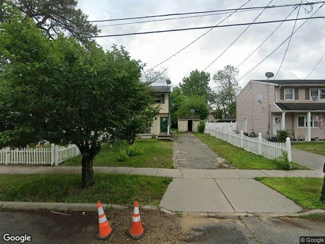 House image located at Lakehurst, NJ 08733