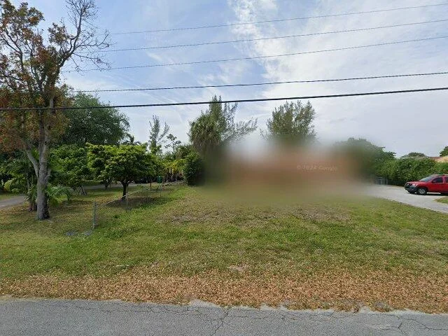 House image located at Miami, FL 33168