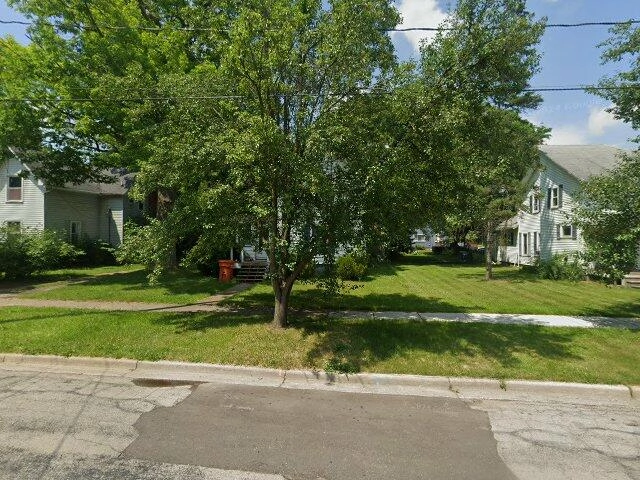 House image located at Owosso, MI 48867