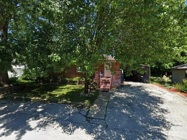 House image located at Alton, IL 62002