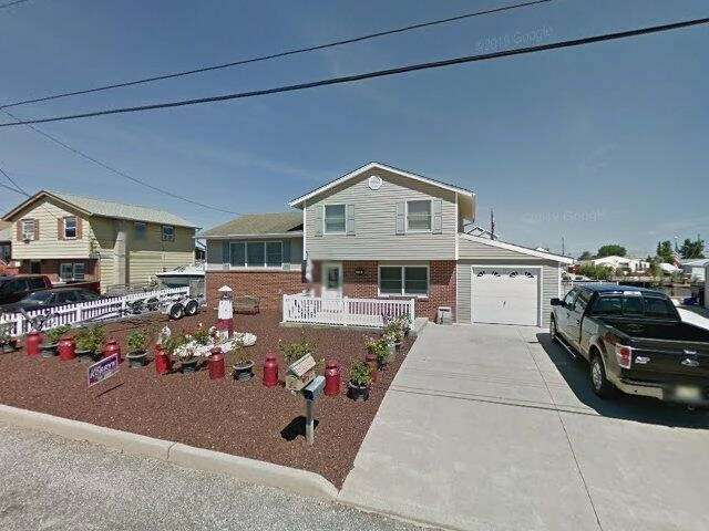 House image located at Tuckerton, NJ 08087