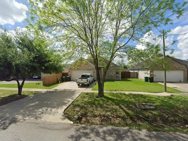 House image located at Houston, TX 77012