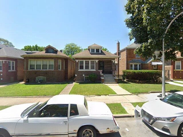 House image located at Chicago, IL 60620