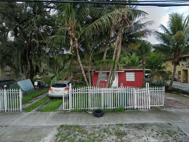 House image located at Miami, FL 33162