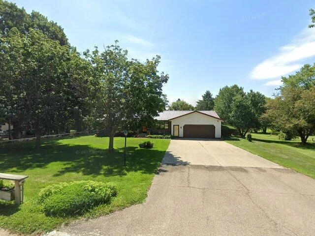 House image located at Freeport, IL 61032