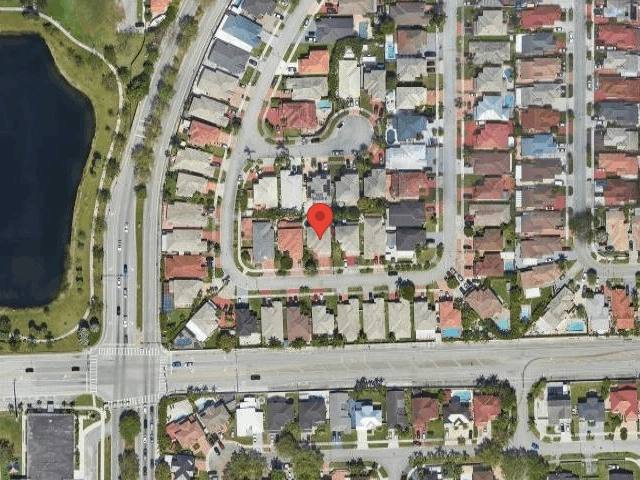 House image located at Miami, FL 33196