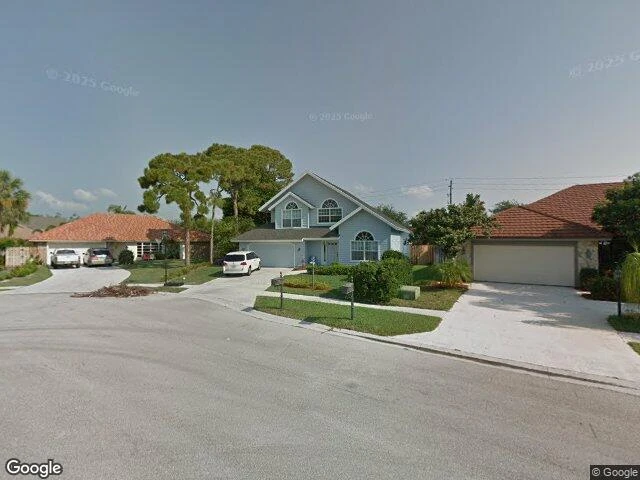 House image located at Palm Beach Gardens, FL 33410
