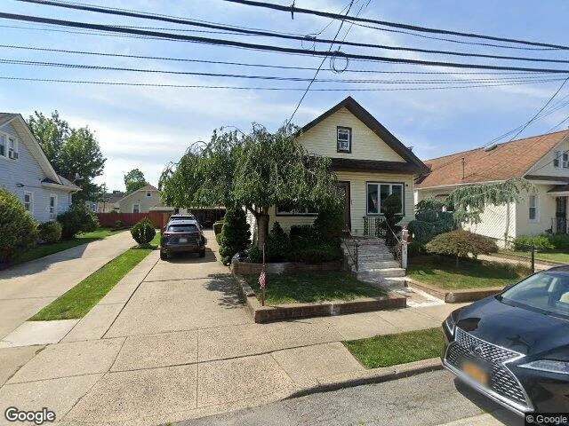 House image located at Freeport, NY 11520
