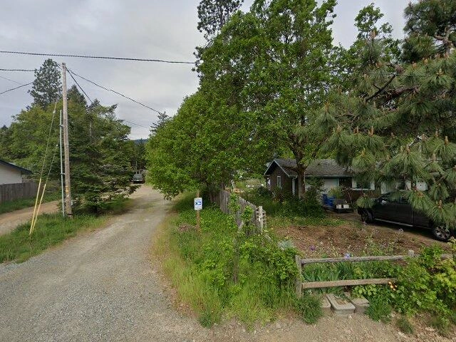 House image located at Cave Junction, OR 97523