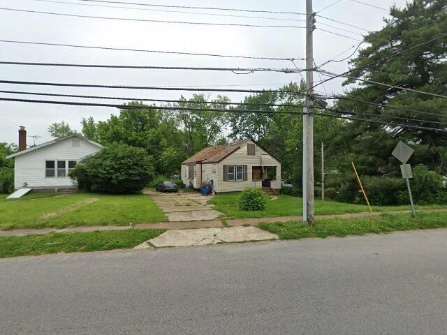 House image located at Saint Louis, MO 63135
