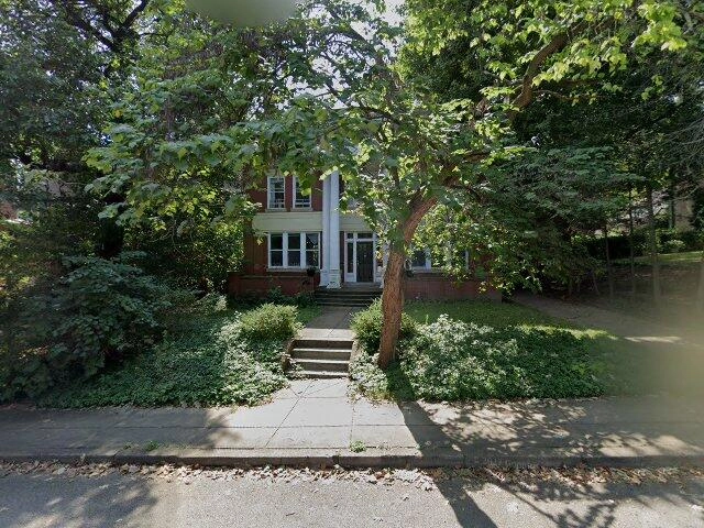 House image located at Flint, MI 48507