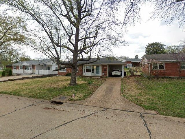 House image located at Saint Louis, MO 63123