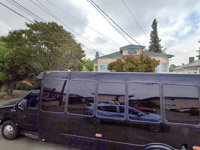 House image located at Oakland, CA 94602