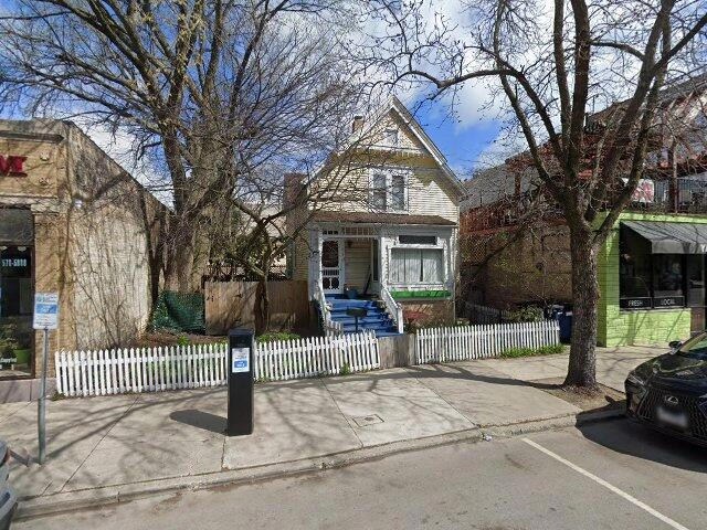 House image located at Evanston, IL 60201