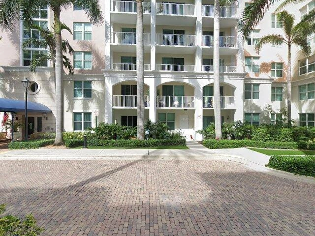 House image located at Lake Worth, FL 33462
