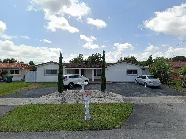 House image located at Miami, FL 33175