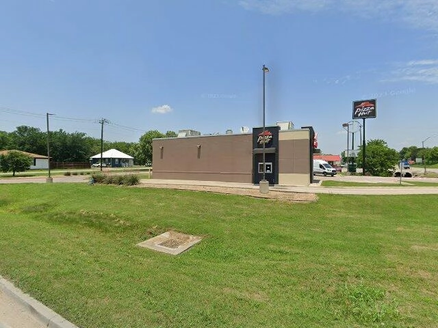 House image located at Staunton, IL 62088