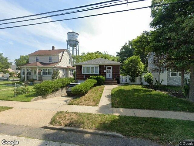 House image located at Freeport, NY 11520