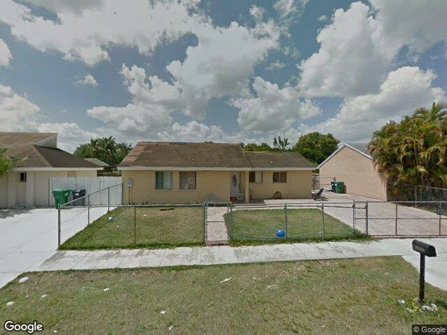 House image located at Miami, FL 33177