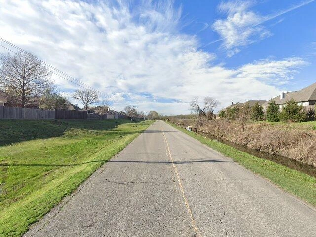 House image located at Saint Louis, MO 63136