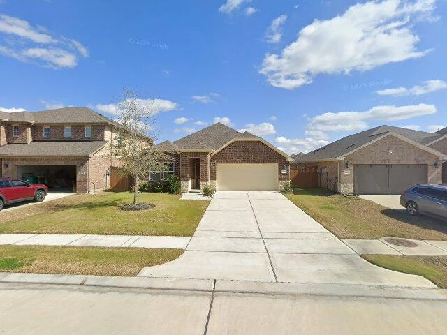 House image located at Rosharon, TX 77583