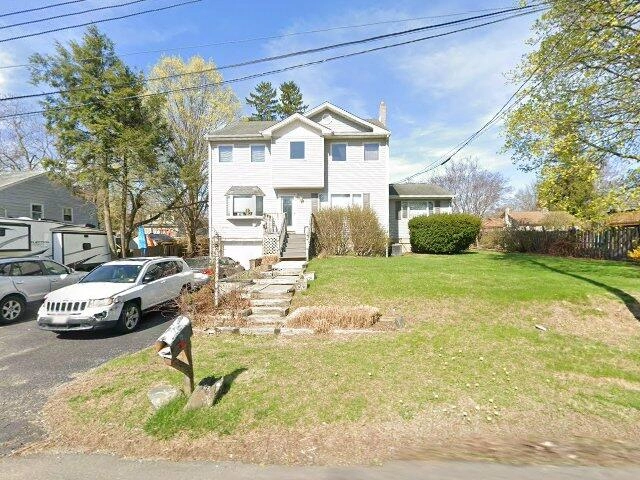 House image located at Hewitt, NJ 07421