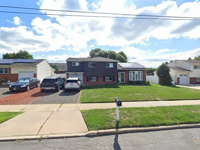 House image located at Trenton, NJ 08620