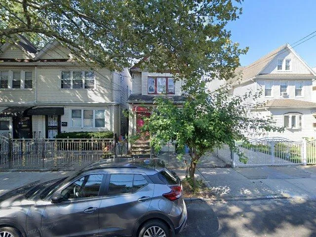 House image located at Richmond Hill, NY 11418