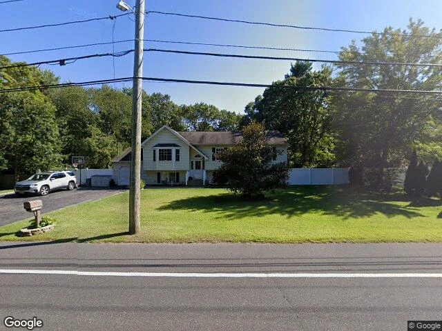 House image located at Islip, NY 11751