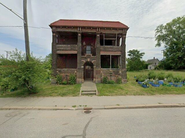 House image located at Cleveland, OH 44103
