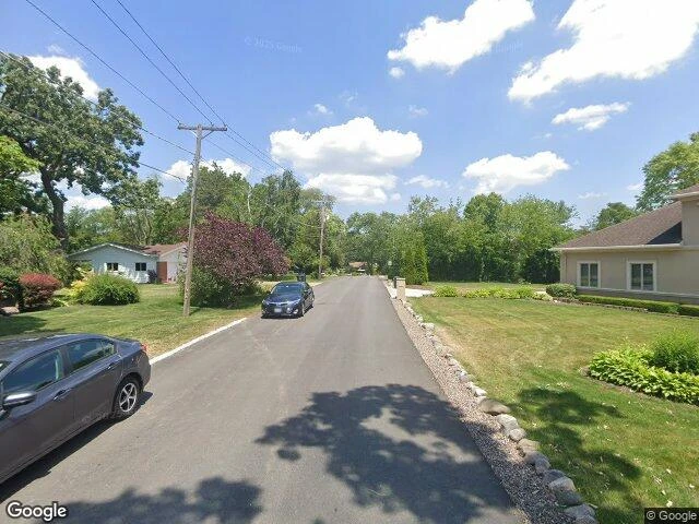 House image located at Mundelein, IL 60060