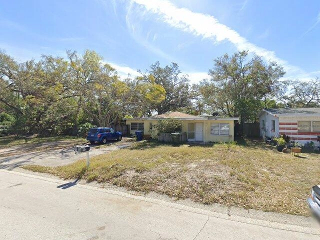 House image located at Largo, FL 33770
