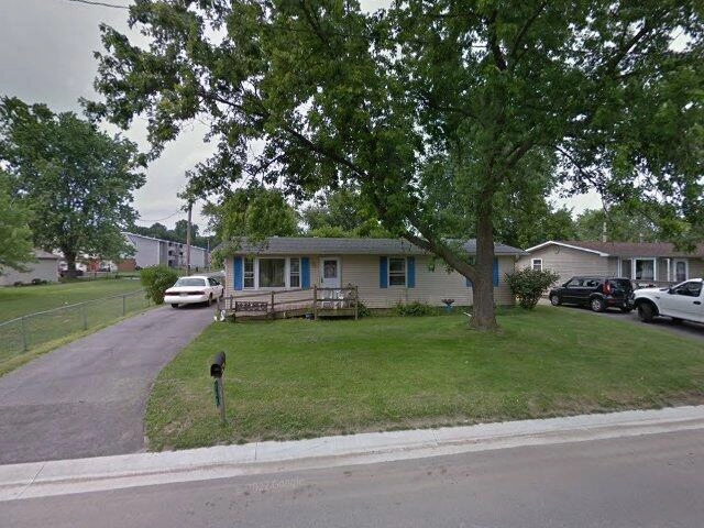 House image located at Valparaiso, IN 46385