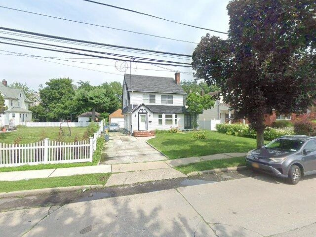 House image located at Freeport, NY 11520