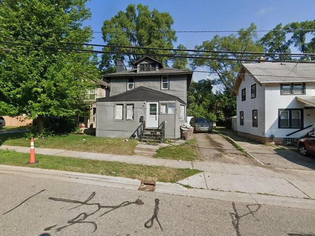 House image located at Pontiac, MI 48342