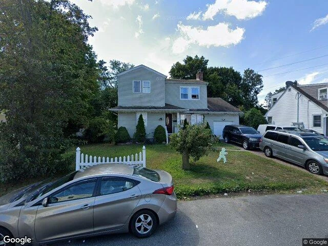 House image located at West Babylon, NY 11704