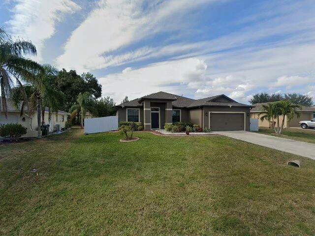 House image located at Cape Coral, FL 33914