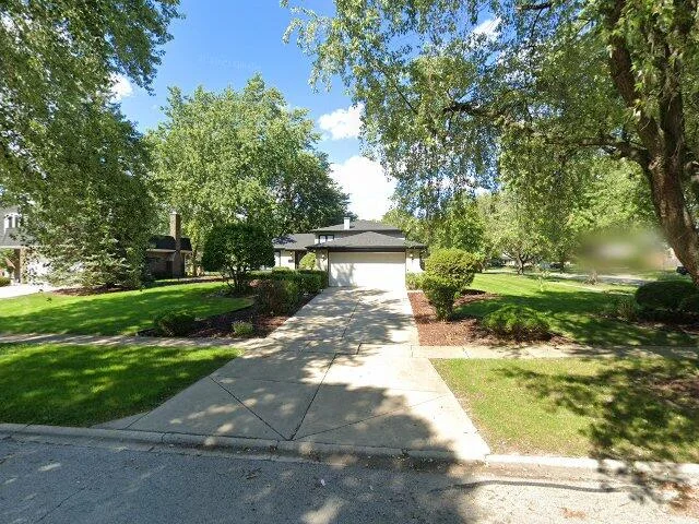 House image located at Darien, IL 60561