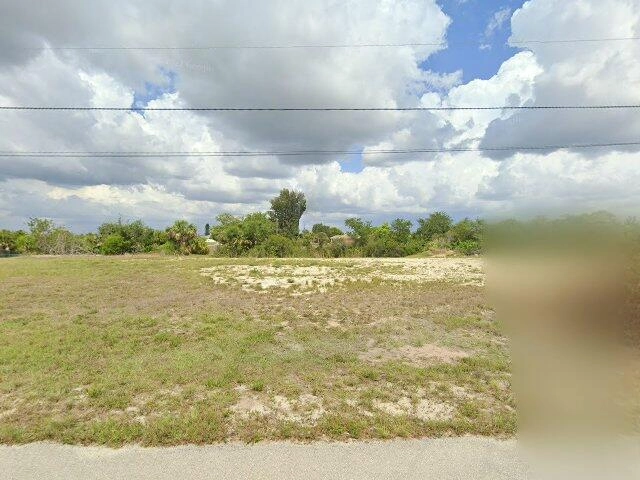 House image located at Cape Coral, FL 33909