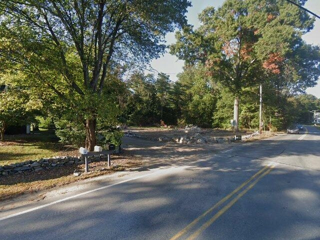 House image located at Byfield, MA 01922